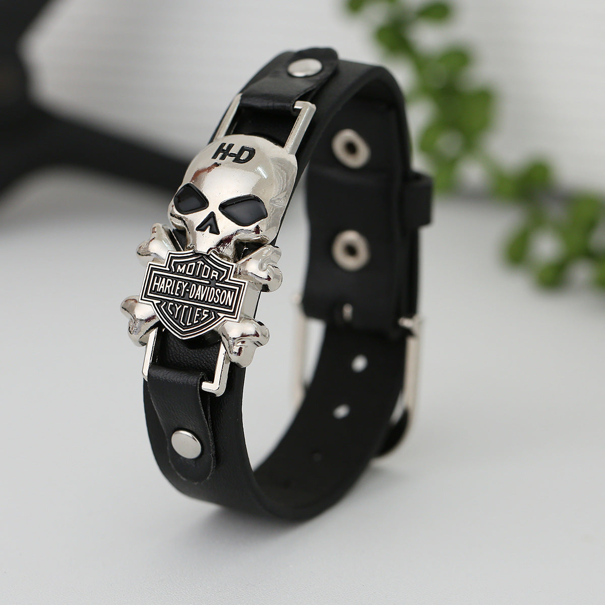 Harley davidson skull on sale bracelet